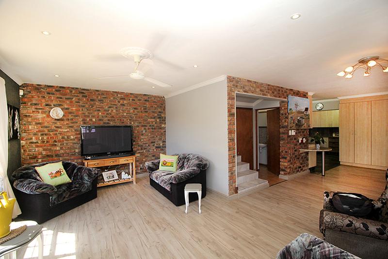 5 Bedroom Property for Sale in Tergniet Western Cape